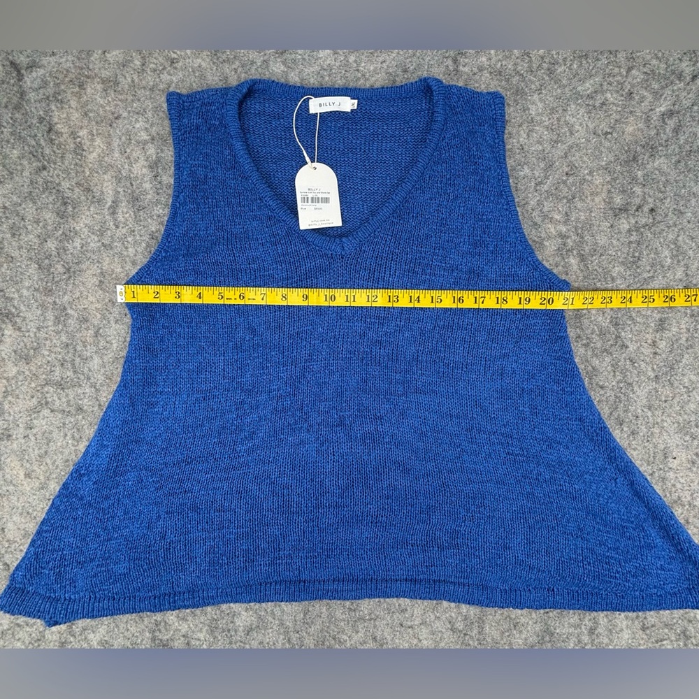 Sleeveless V-Neck Blue Knit Tank Top/shorts set - Picture 13 of 16
